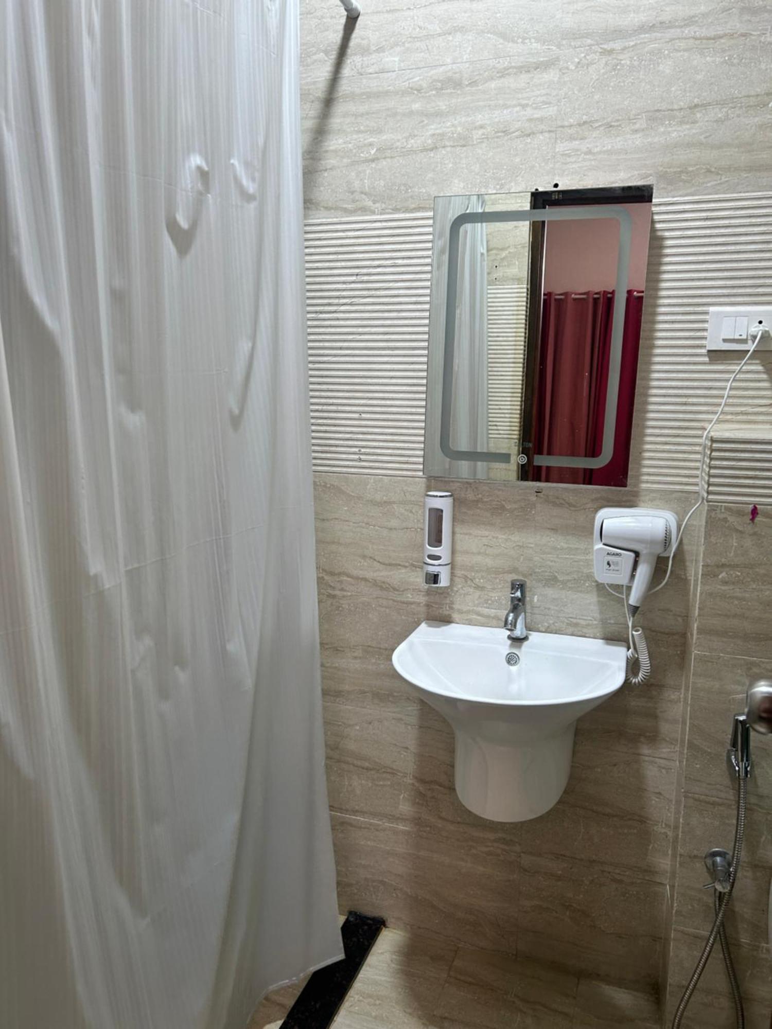 Blissful Home Near Coimbatore Airport Εξωτερικό φωτογραφία